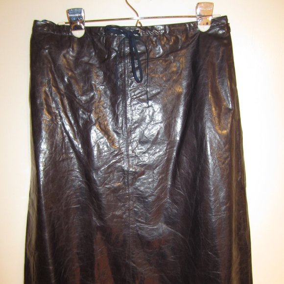 Banana Republic Navy Blue Leather Skirt - Picture 3 of 5